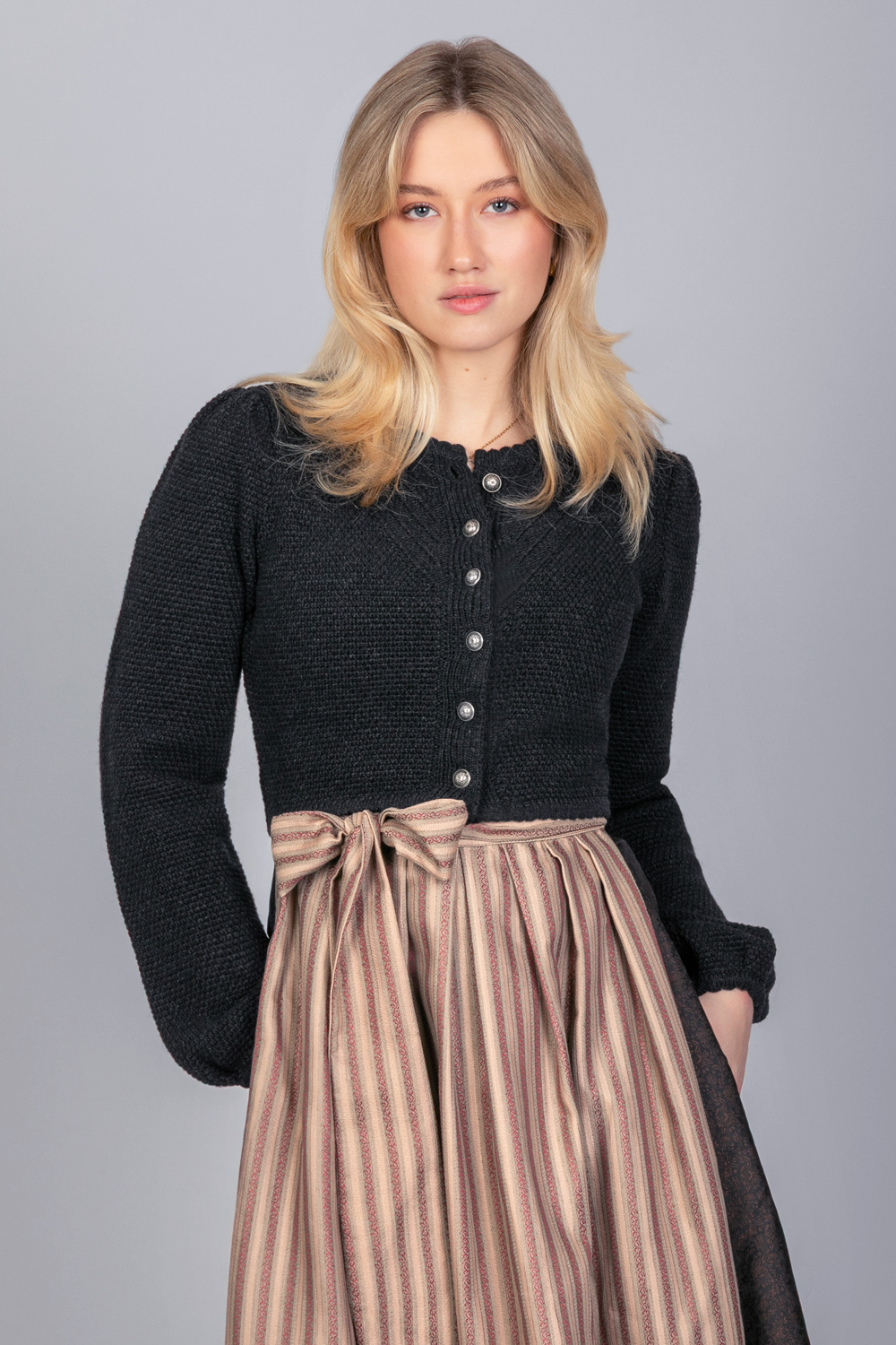 Strickjacke Isa Schwarz