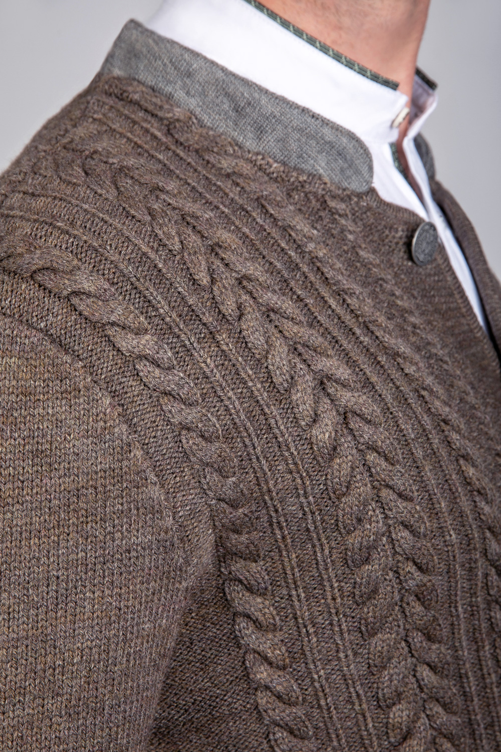Trachten Strickjacke Jakob Tabak