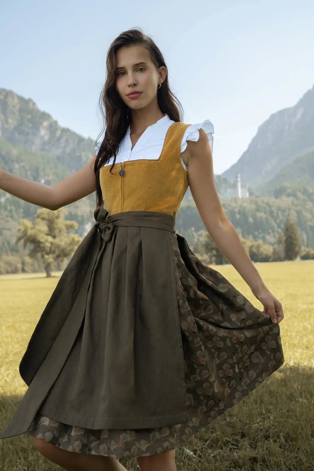 Midi Dirndl Hanna Cord Gelb