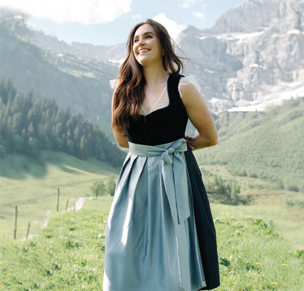 midi-damen-dirndl-blau-alpen