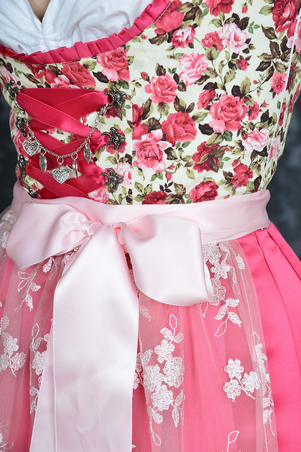 Made in Germany Dirndl pink Rosen