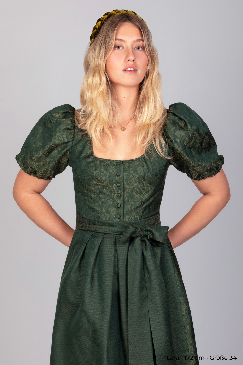 Made in Germany Dirndl Paulina mit Puffärmeln