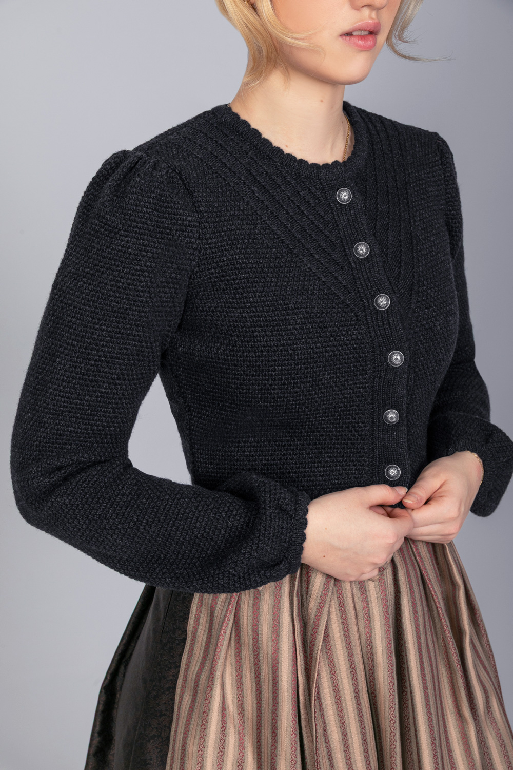 Strickjacke Isa Schwarz