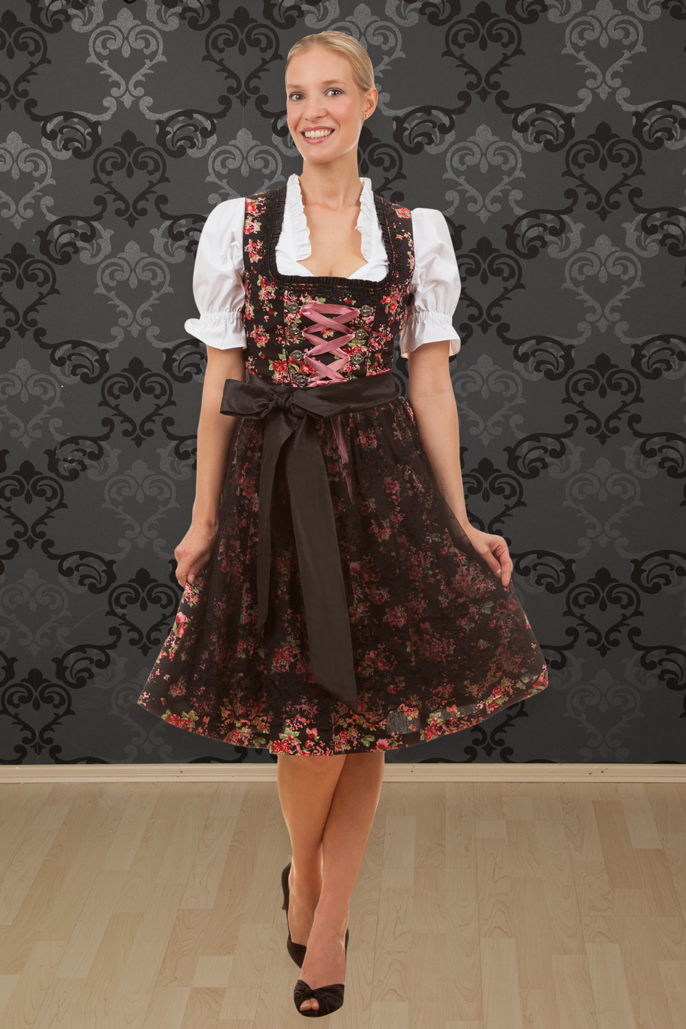 Midi Dirndl Estefania Blumen schwarz