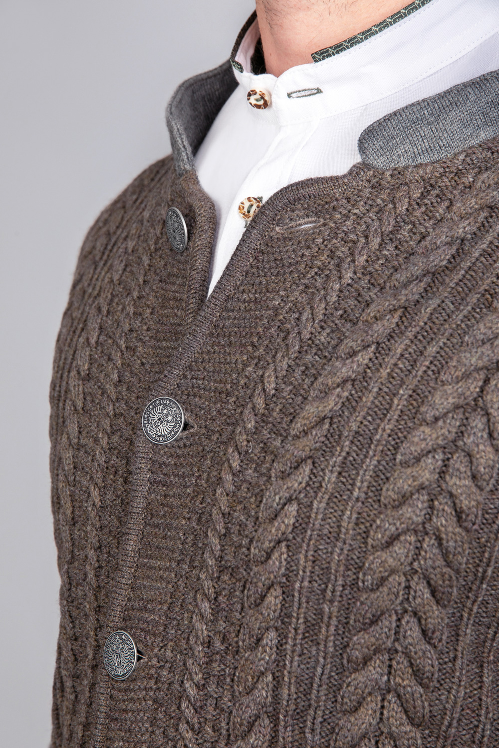 Trachten Strickjacke Jakob Tabak