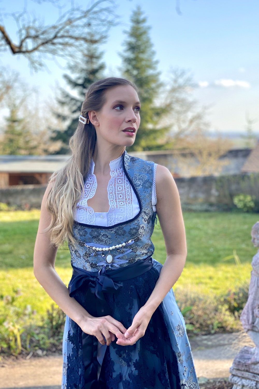 Midi Dirndl Stehkragen Adriana