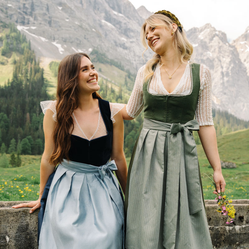 midi-dirndl-damen-alpen