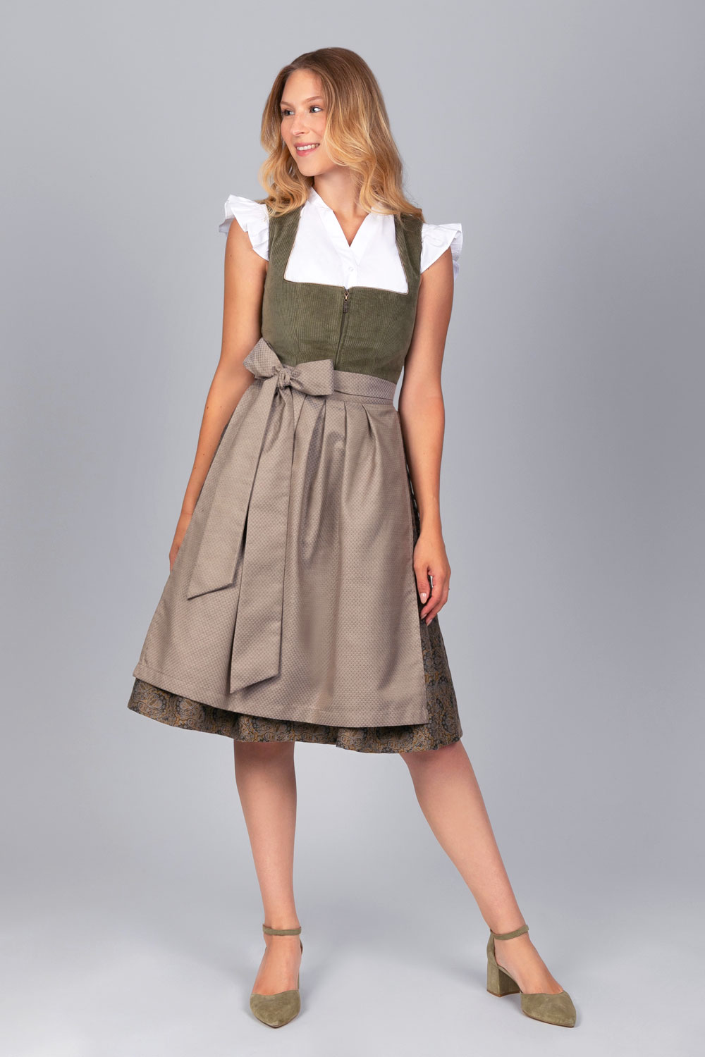 Made in Germany Dirndl Emilia Grün Cord