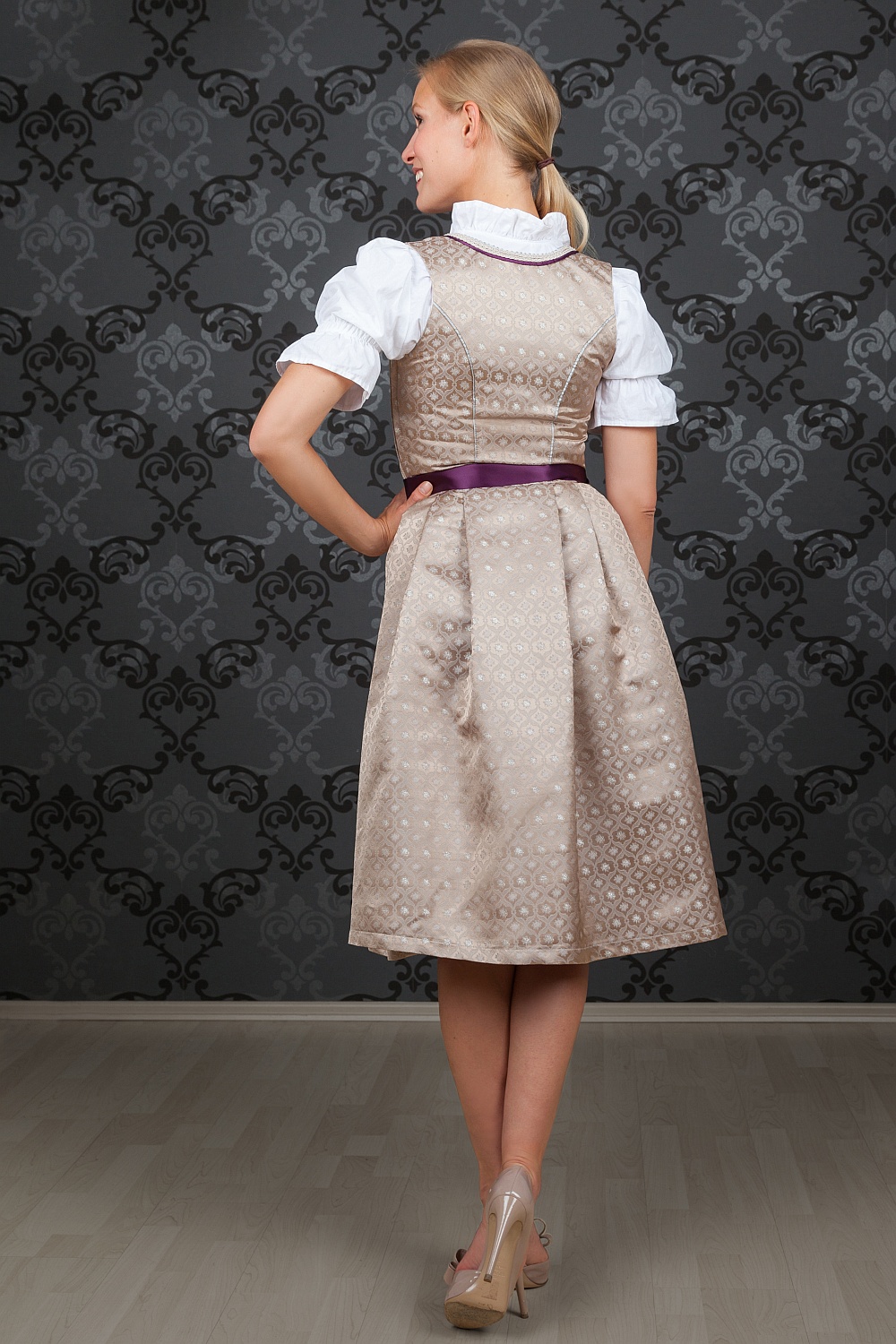 Midi Dirndl gold Brokat 