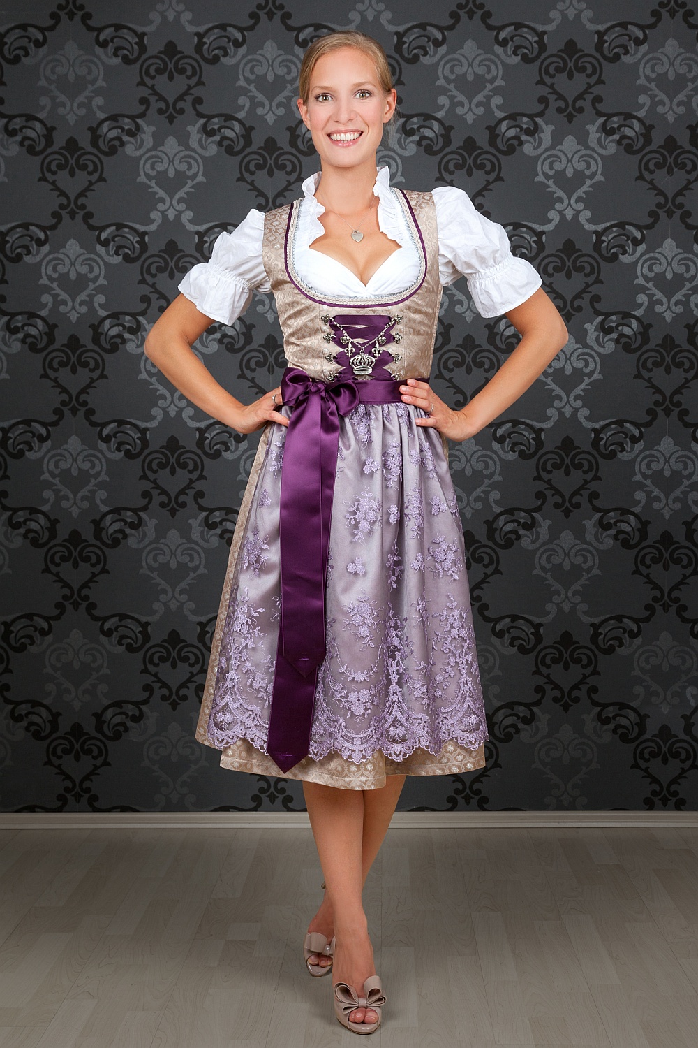 Midi Dirndl gold Brokat 