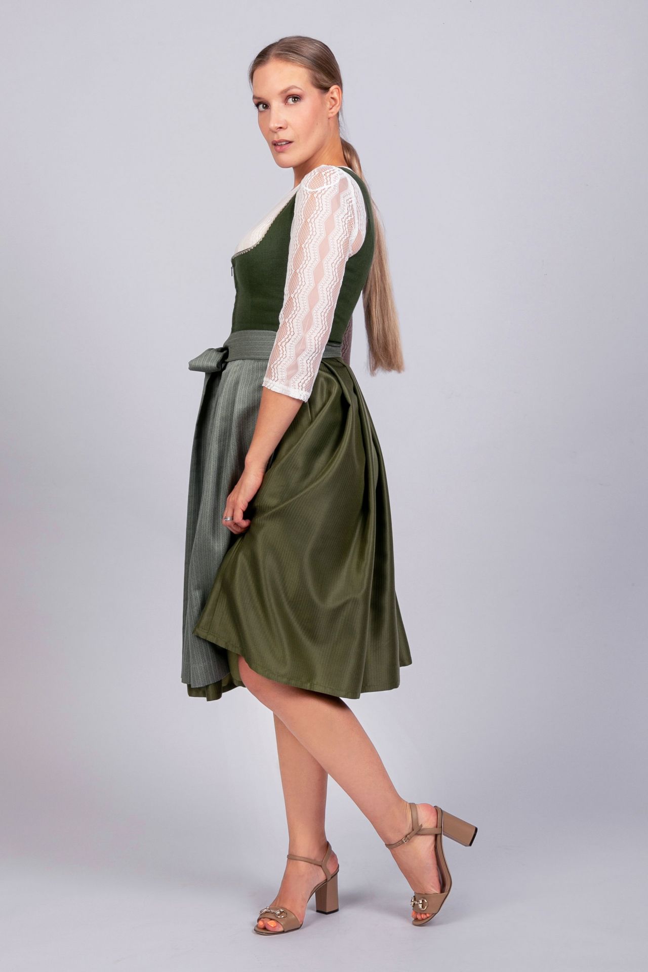 Leinendirndl Melita grün